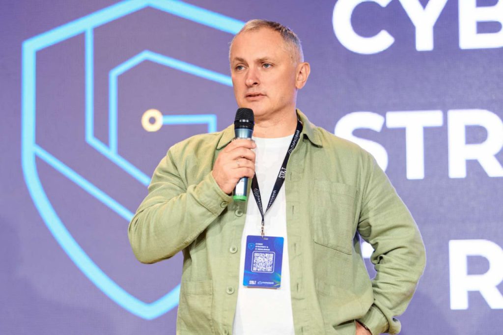 «Найслабше місце кібербезпеки — люди»: Сергій Демедюк про хакерів, резерв кіберсил і головну загрозу майбутнього зображення 2