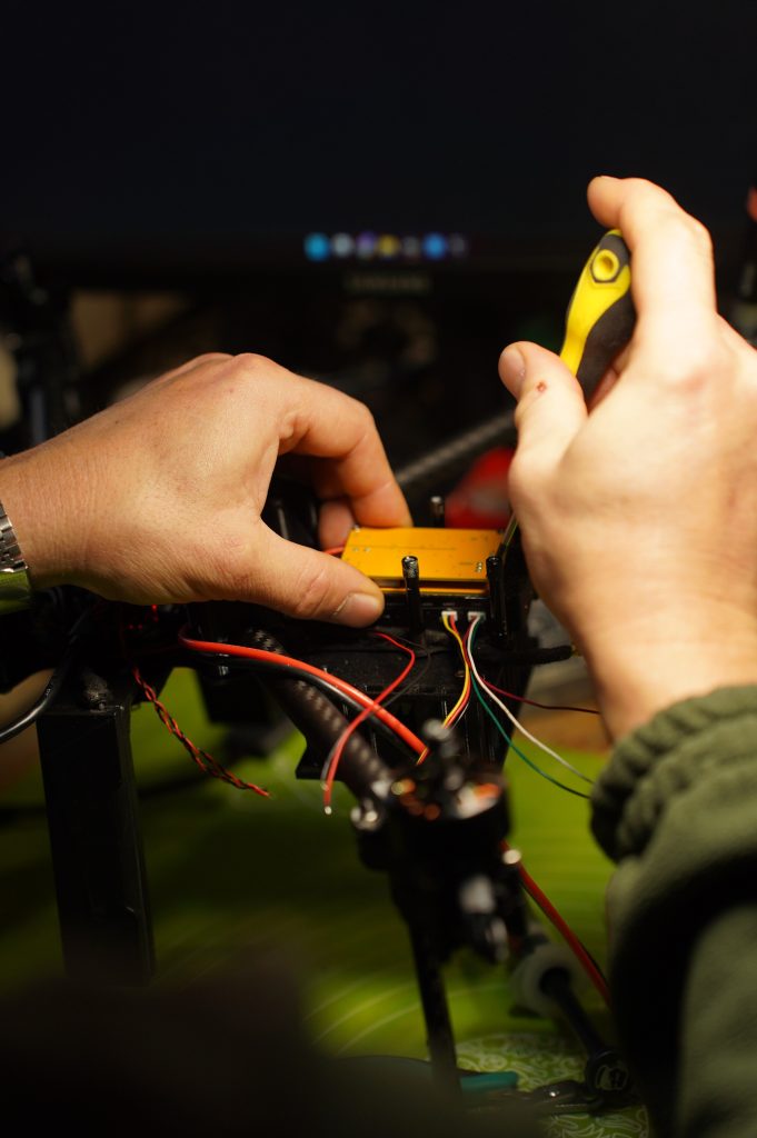 Командир R&D-взводу Lumiere Tech «Ніо» розгялядає цивільних виробників як потенційних партнерів