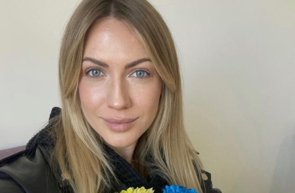 Леся Нікітюк Сестра-Близнючка: подробности о жизни и карьере