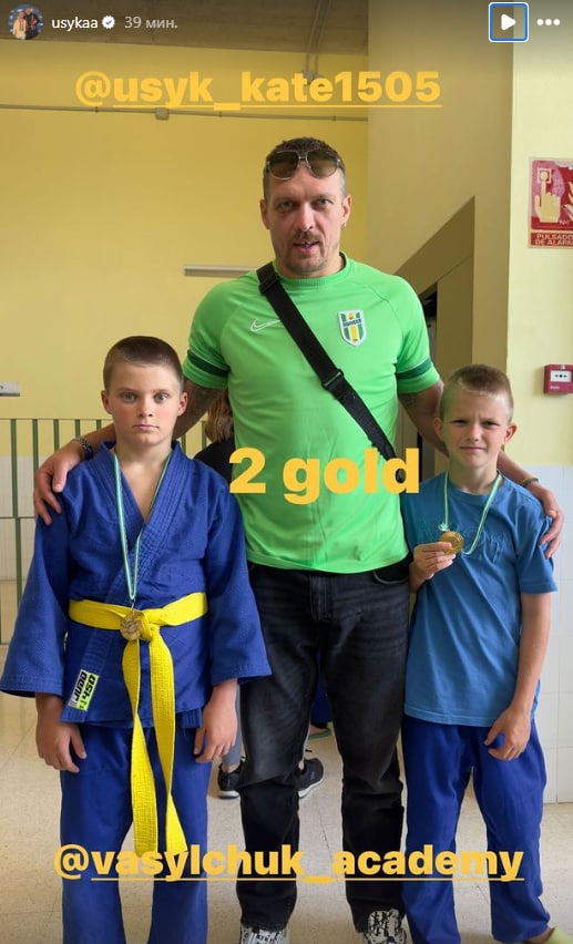 Сколько Детей У Усика: Подробности о Семье Чемпиона