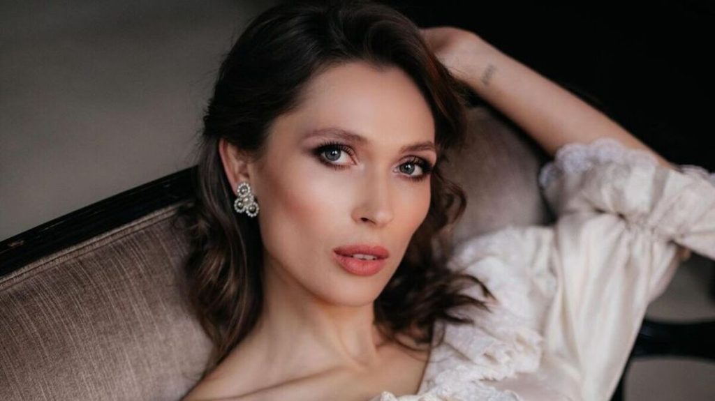 Олена Світлицька Особисте Життя: детальний огляд біографії, кар’єри та приватного життя