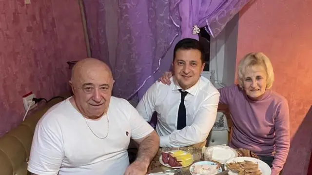 Батьки Зеленського: Біографія, Родина та Національна Ідентичність
