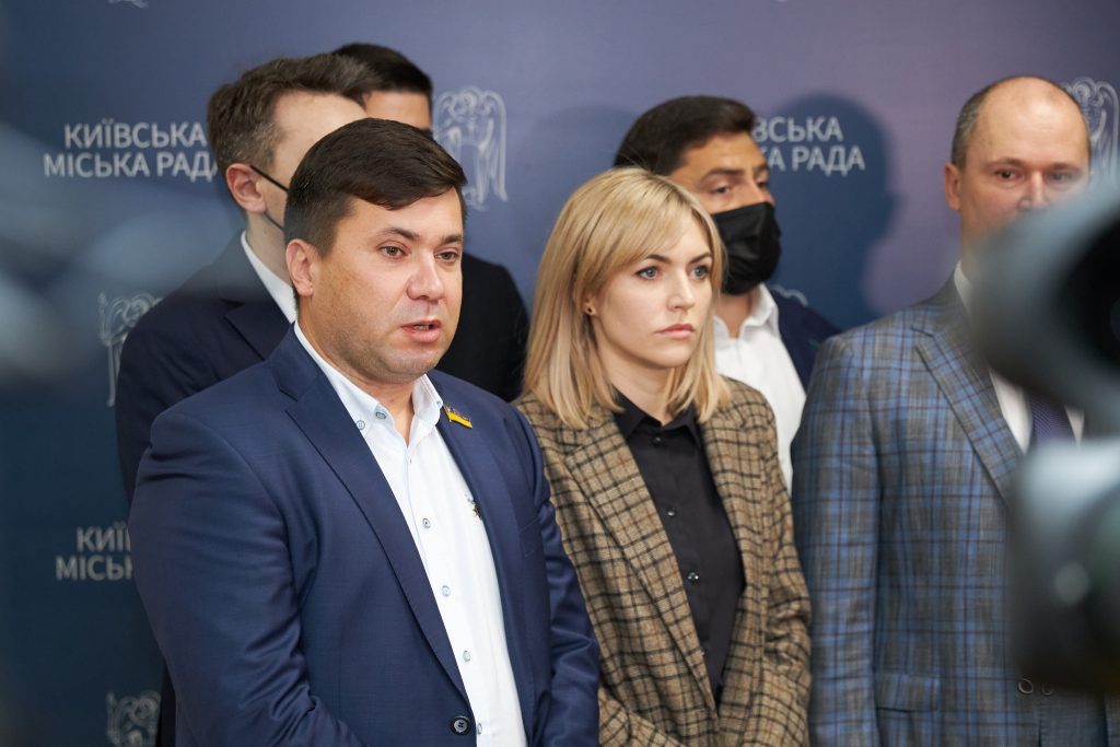 Андрій Вітренко Батьки: биография, карьера и личная жизнь